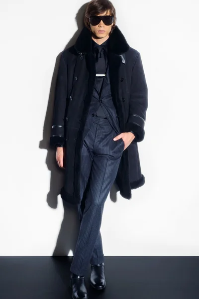 Look 26